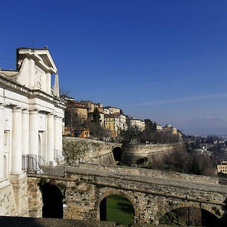 Casa Vacanze Margarita Bergamo Exteriör bild