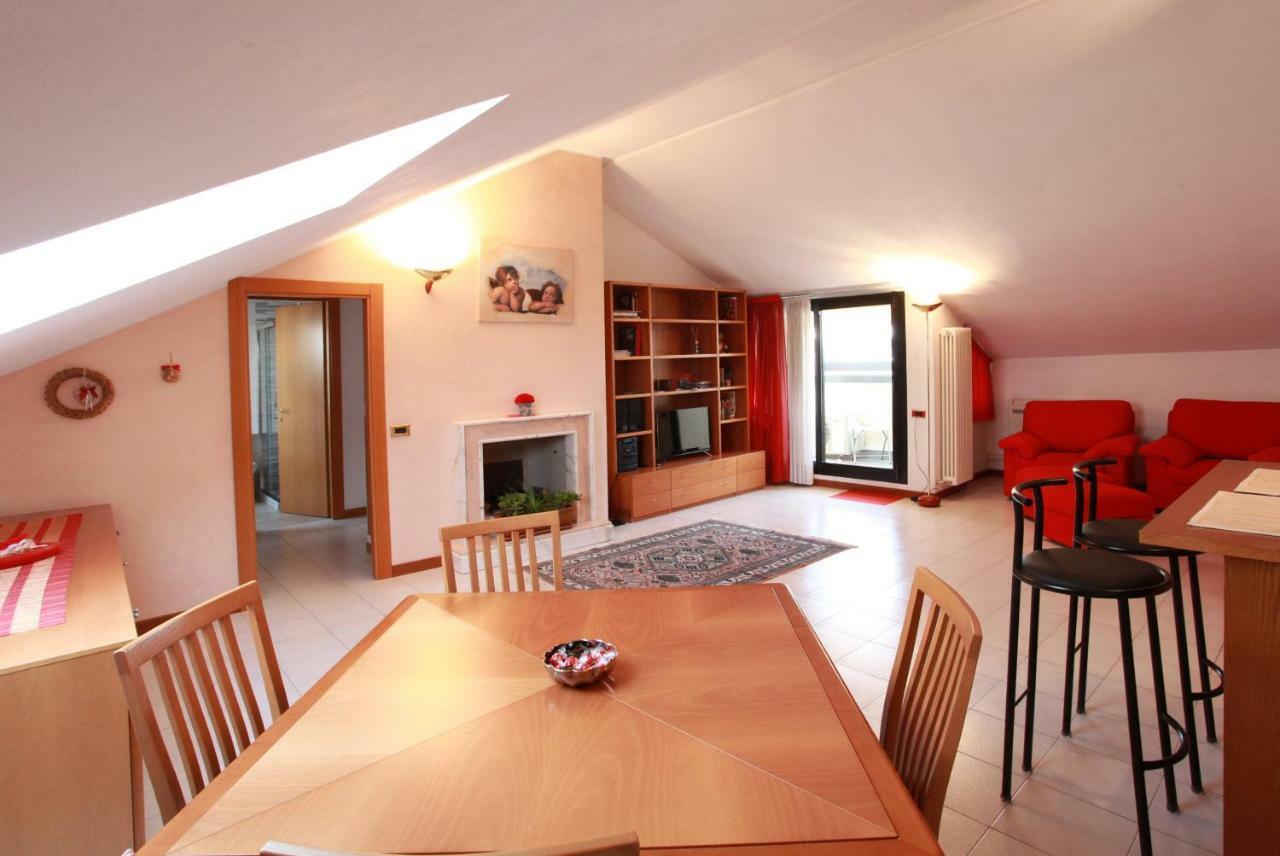 Casa Vacanze Margarita Bergamo Exteriör bild