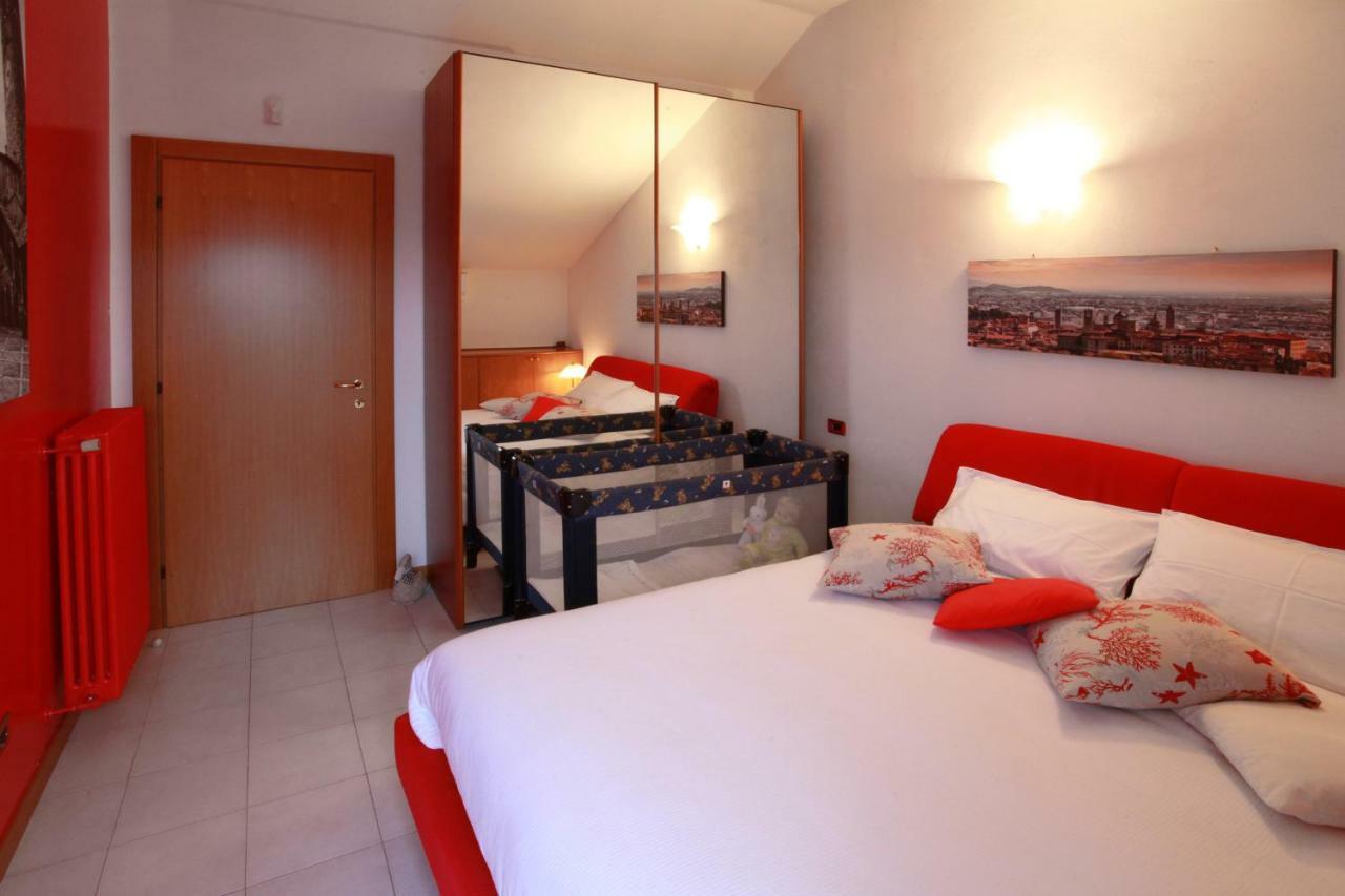 Casa Vacanze Margarita Bergamo Exteriör bild